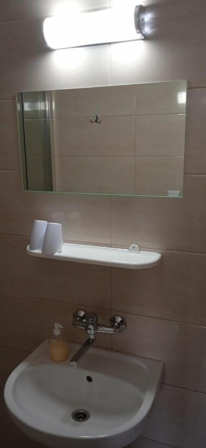 Hotel Krokus Kamienna Gora Kültér fotó